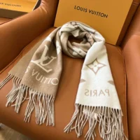 Louis Vuitton Unisex Reykjavik Scarf-Brown M76067 (1)