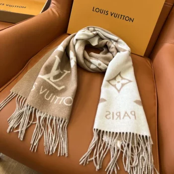 Louis Vuitton Unisex Reykjavik Scarf-Brown M76067