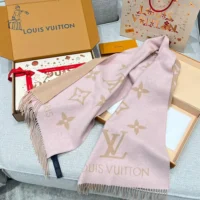 Louis Vuitton Unisex Reykjavik Scarf-Pink M78908 (1)