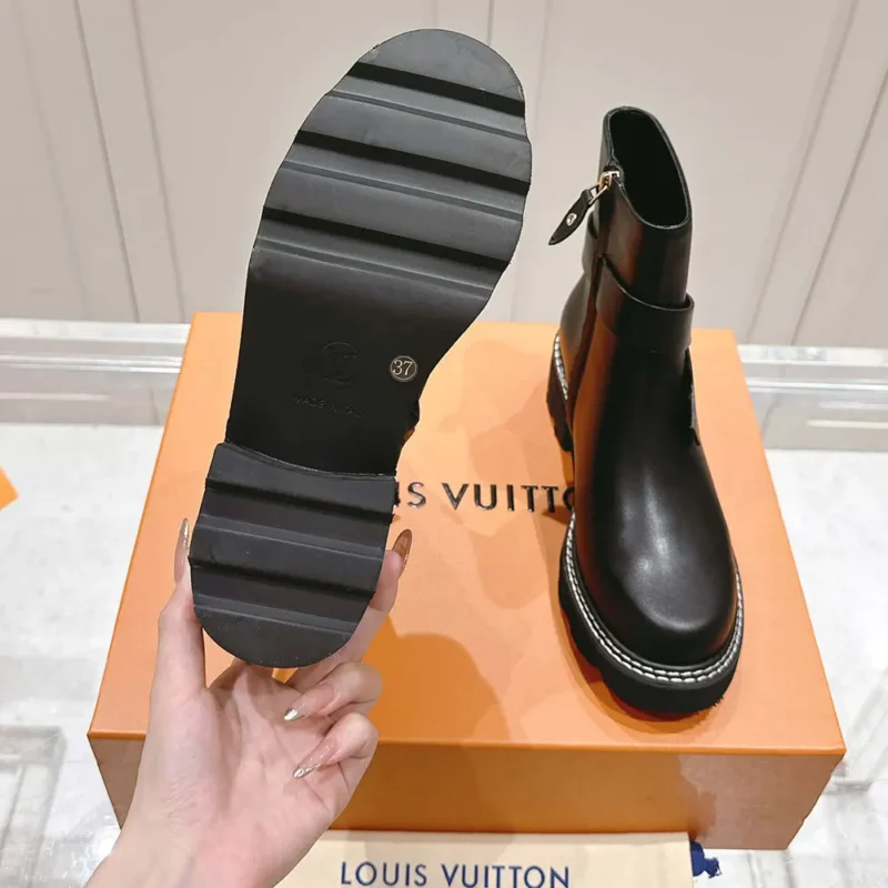 Louis Vuitton Women LV Beaubourg Ankle Boot-Black 1ADADR