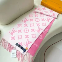 Louis Vuitton Women LV Essential Scarf-Pink M78936 (1)