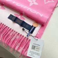 Louis Vuitton Women LV Essential Scarf-Pink M78936 (1)