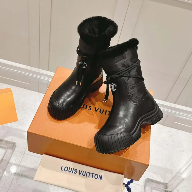 Louis Vuitton Women Ruby Flat Ankle Boot-Black 1ADCBT