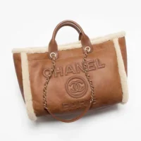 Chanel Women Large Tote Shearling Lambskin Lambskin Gold Tone Metal (1)