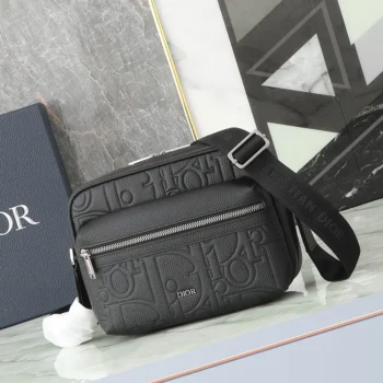 Dior Men Rider 2.0 Zipped Messenger Bag Black Dior Gravity Leather and Black Grained Calfskin