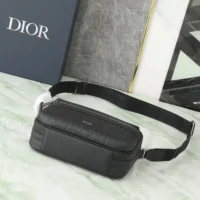 Dior Men Rider 2.0 Zipped Messenger Bag Black Dior Gravity Leather and Black Grained Calfskin (1)