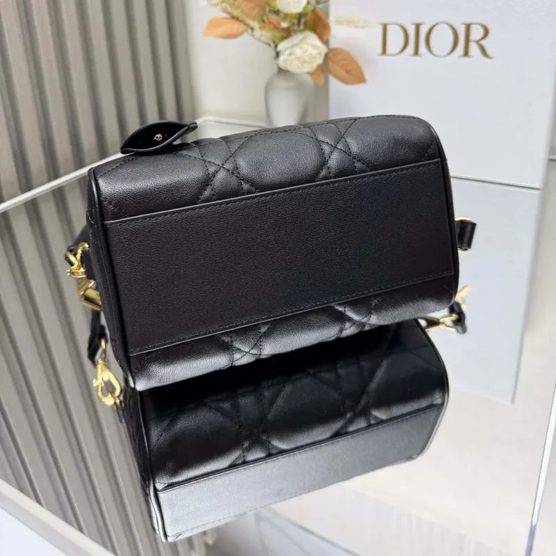 Dior Women Dior Groove 20 Bag Black Macrocannage Calfskin