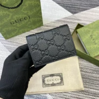 Gucci Women GG Emblem Mini Wallet 815901AAEEM1000 (1)