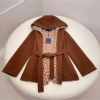 Louis Vuitton LV Women Manteau Signature Short Hooded Wrap Coat-AFCL3 (1)