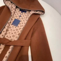 Louis Vuitton LV Women Manteau Signature Short Hooded Wrap Coat-AFCL3 (1)