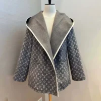 Louis Vuitton LV Women Reversible Signature Short Hooded Wrap Coat Grey-1AGNYG (1)