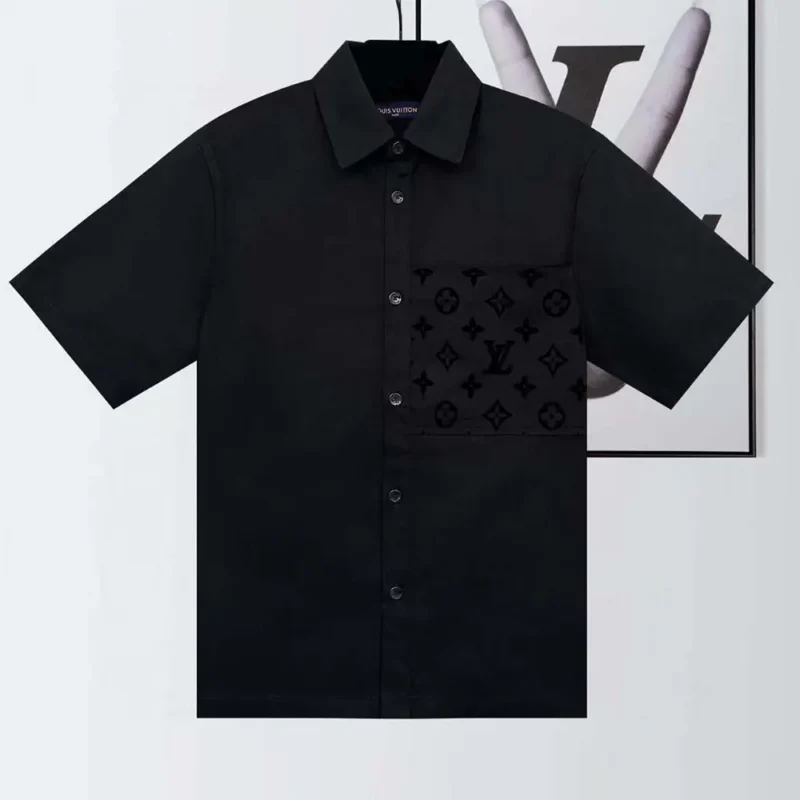 Louis Vuitton Men Flocked Short-Sleeved Cotton Shirt 1AFR05