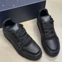 Louis Vuitton Unisex LV Trainer Sneaker-Black 1ADH4C (1)