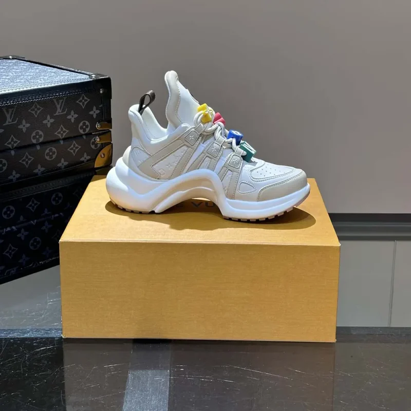 Louis Vuitton Women LV Archlight Sneaker 1AD27N