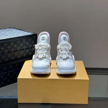 Louis Vuitton Women LV Archlight Sneaker 1AD283