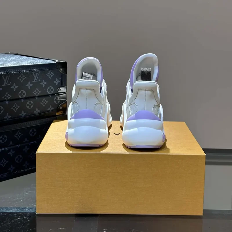 Louis Vuitton Women LV Archlight Sneaker 1AD28Z