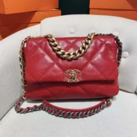 Chanel Women 19 Handbag Shiny Lambskin Gold-Tone Silver-Tone & Ruthenium-Red (1)