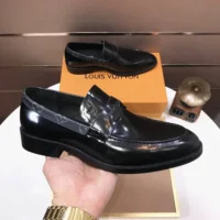 Louis Vuitton LV Men LV Flex Loafer Waxed Calf Leather-Black (1)