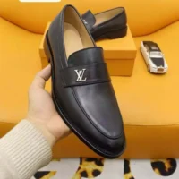 Louis Vuitton LV Men Louis Loafer Black Epi Calf Leather (2)