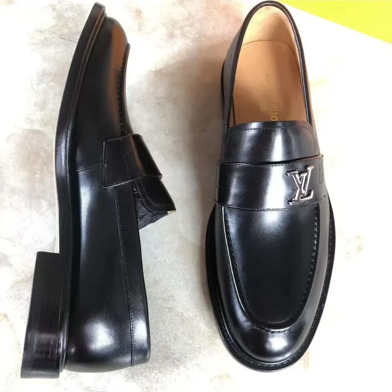 Louis Vuitton LV Men Louis Loafer Black Epi Calf Leather