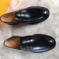 Louis Vuitton LV Men Louis Loafer Black Epi Calf Leather (2)