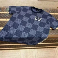 Louis Vuitton Men Damier Short-Sleeved Crewneck With LV Crystal Patch-Navy (1)