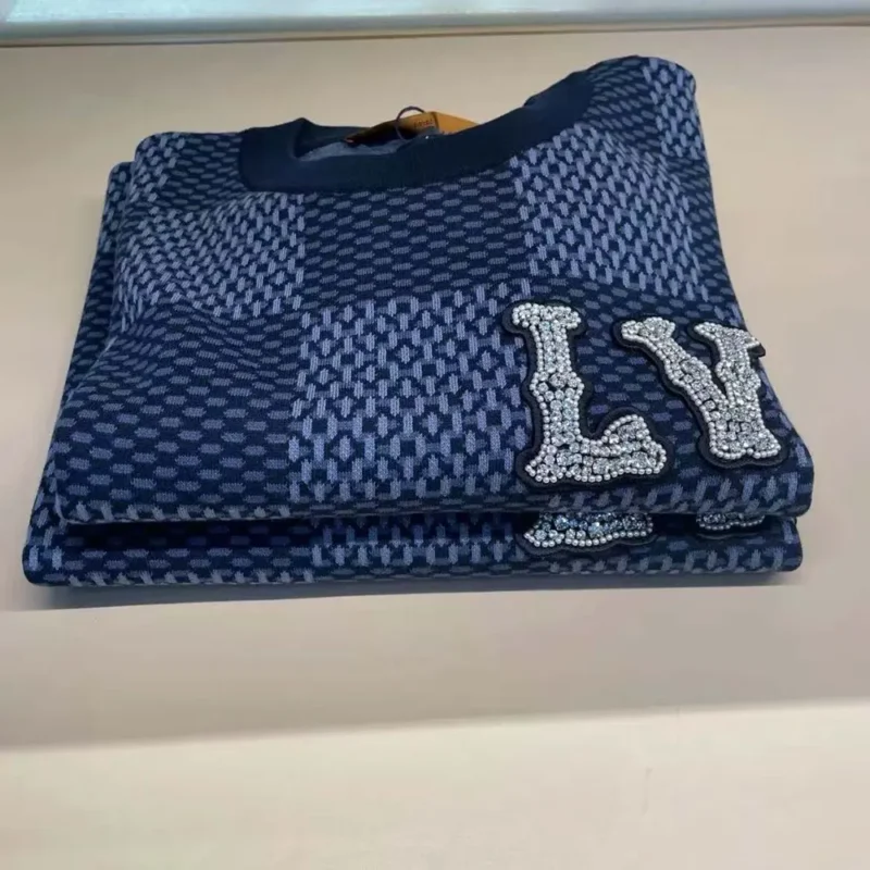 Louis Vuitton Men Damier Short-Sleeved Crewneck With LV Crystal Patch-Navy