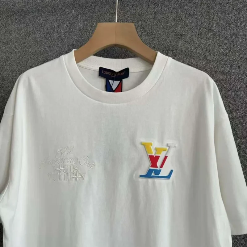 Louis Vuitton Men Graphic Cotton T-Shirt-White 1AFVUV