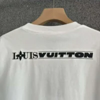 Louis Vuitton Men Graphic Cotton T-Shirt-White 1AFVUV (1)