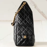 Chanel Women 25 Hobo Bag Calfskin Gold Tone Metal-Black (1)