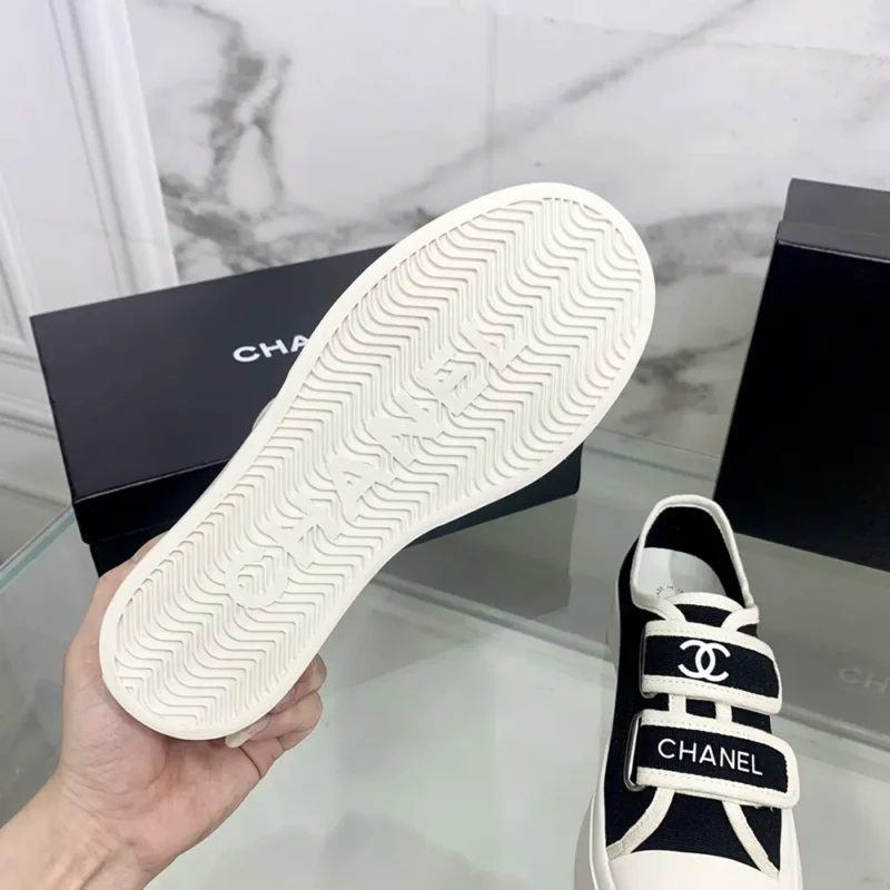 Chanel Women CC Velcro Sneaker-Black