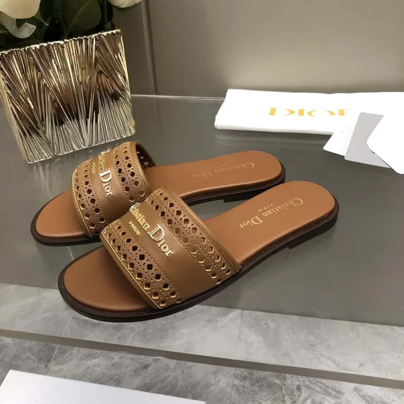 Dior Women Camel Calfskin with Openwork Microcannage Motif