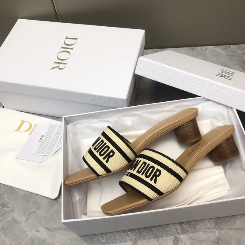 Dior Women Dway Heeled Slide Natural Raffia and Black Embroidered Cotton