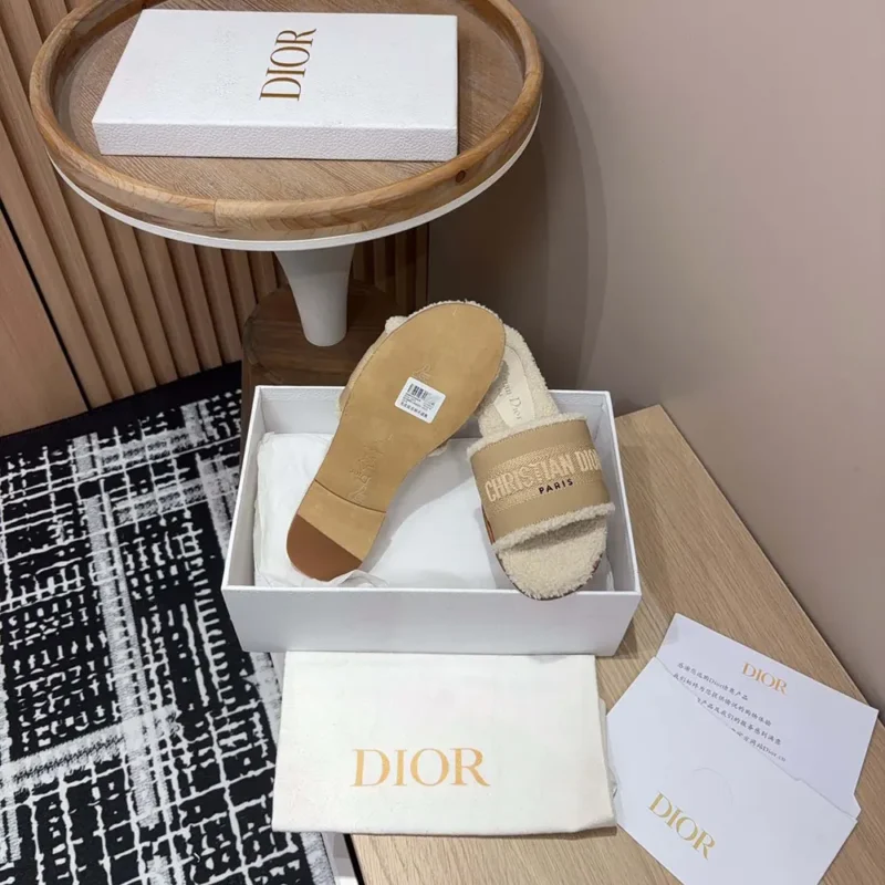 Dior Women Dway Slide Beige Calfskin and Embroidered Cotton