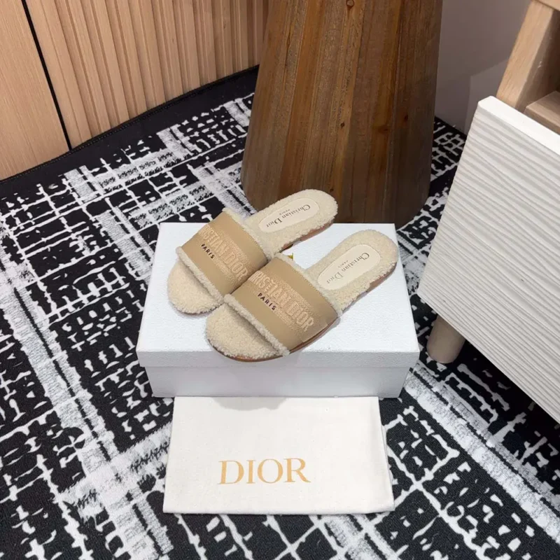 Dior Women Dway Slide Beige Calfskin and Embroidered Cotton