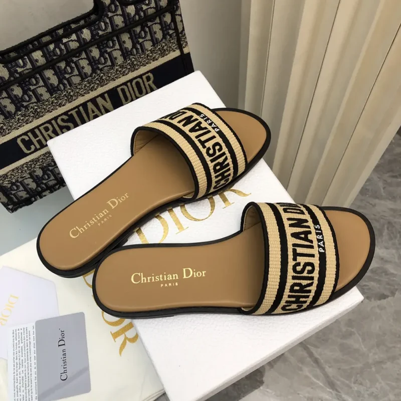 Dior Women Dway Slide Natural Raffia and Black Embroidered Cotton