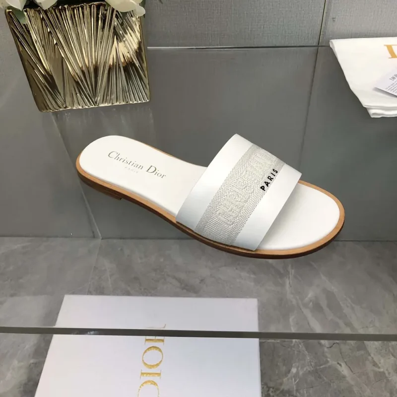 Dior Women Dway Slide White Calfskin and Embroidered Cotton