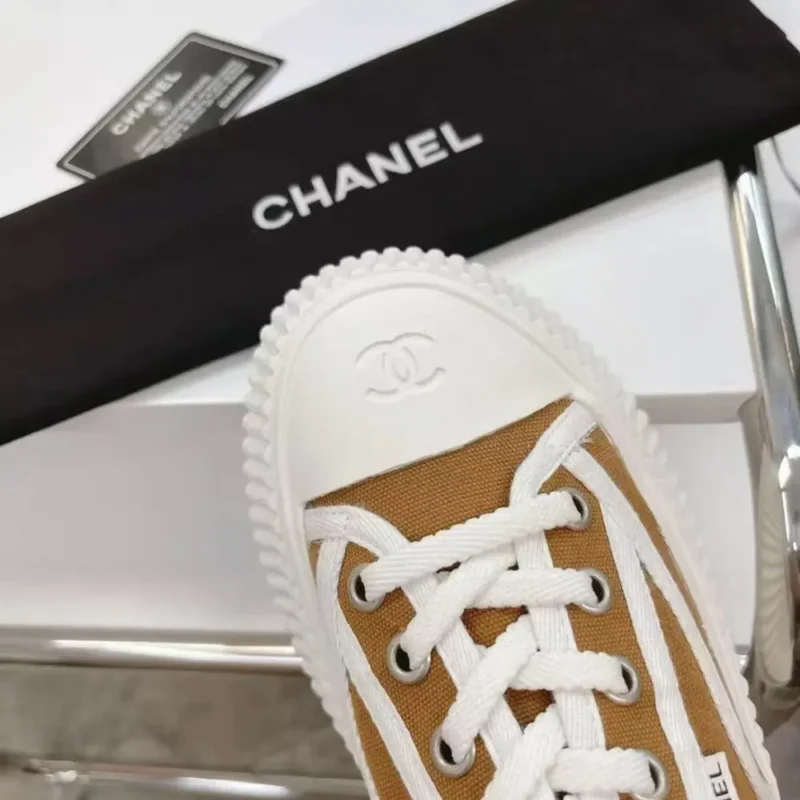 Chanel Women Thick Soled Sneaker-Brown