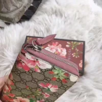 Gucci Unisex GG Blooms Long Wallet Floral Flower Round Zipper-Pink (1)