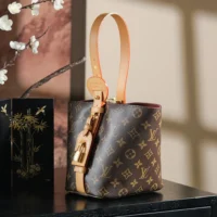 Louis Vuitton LV Women All In BB in Cowhide-leather Trim-M12925 (1)