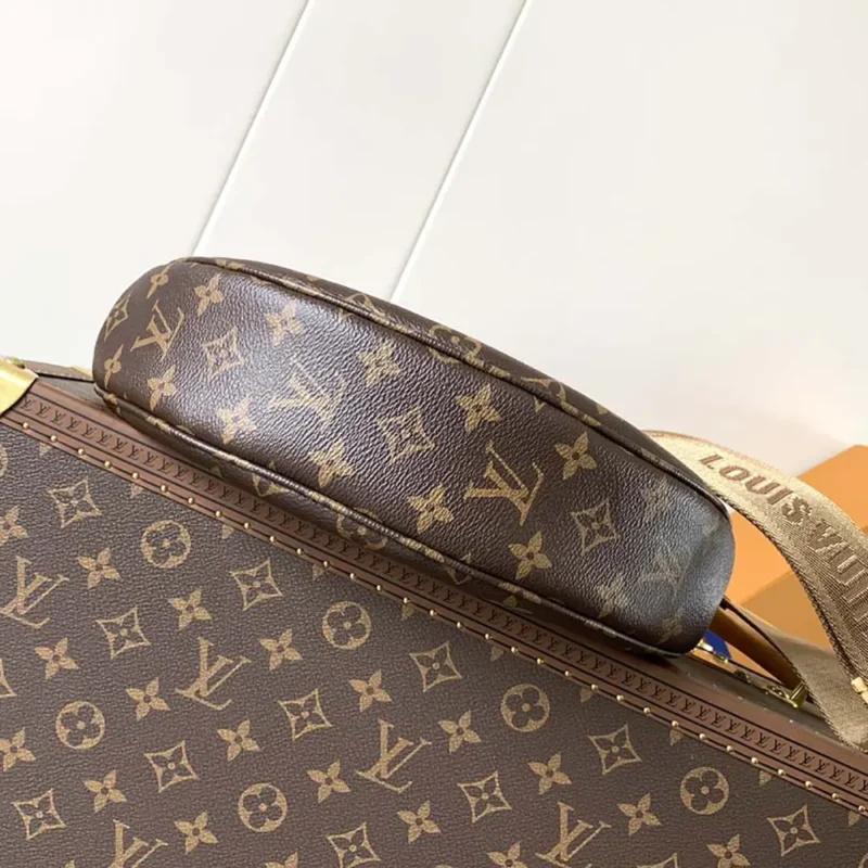 Louis Vuitton LV Women Looping in Cowhide-leather Trim M12939