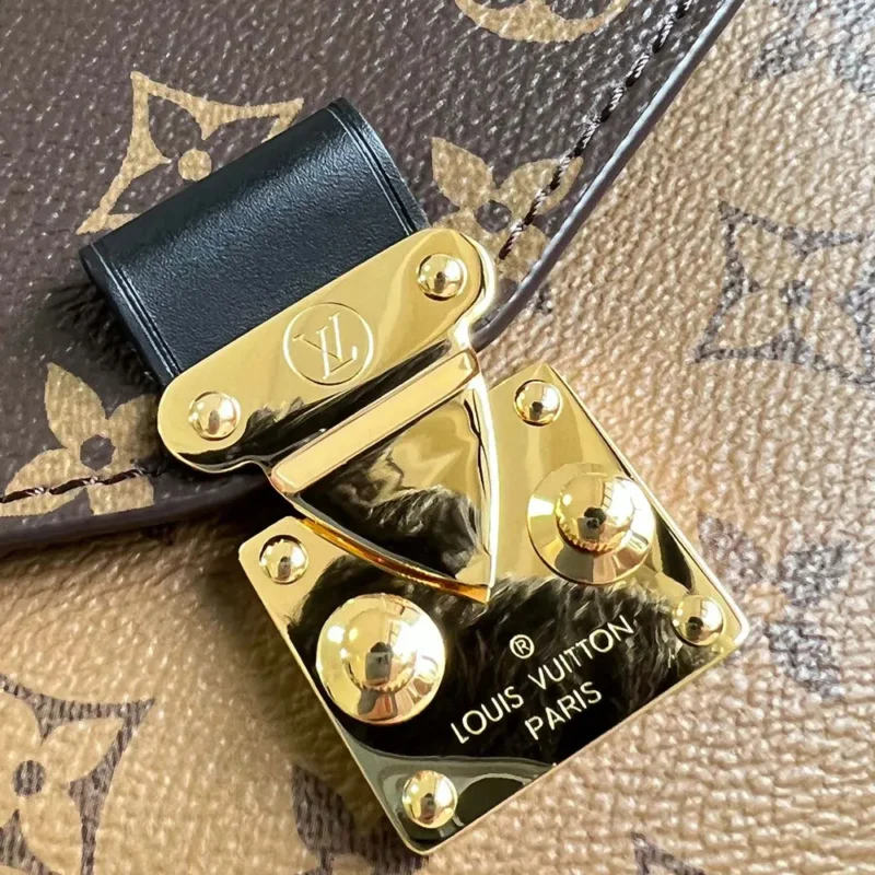 Louis Vuitton LV Women Pochette Métis Backpack M11941